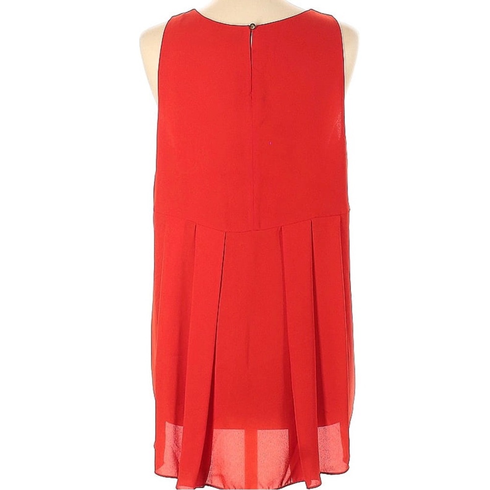 EUC- Vince Camuto Pleated Back Poly Chiffon Sleeveless Tunic
